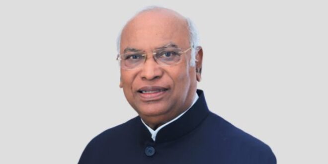 भारतीय नाविकों की मौत पर खरगे ने सरकार से देश के सामने स्थिति स्पष्ट करने को कहा