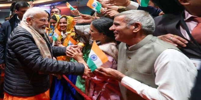 ठंडे मौसम में भी गूंजा भारत प्रेम, मेलबर्न में पीएम मोदी का हुआ भव्य स्वागत